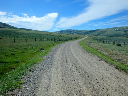 GDMBR: Enjoying the Great Divide Views.